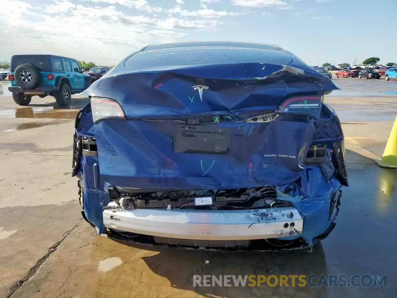 6 Photograph of a damaged car 7SAYGDEEXNF372693 TESLA MODEL Y 2022