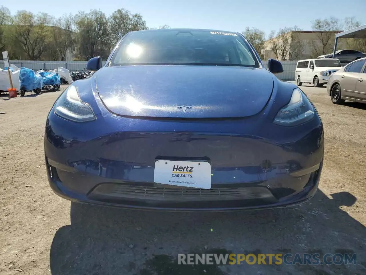 5 Photograph of a damaged car 7SAYGDEEXNF386268 TESLA MODEL Y 2022