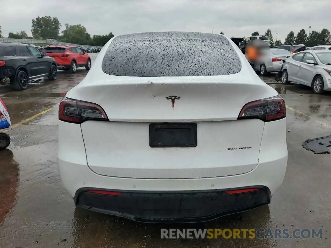 6 Photograph of a damaged car 7SAYGDEEXNF400511 TESLA MODEL Y 2022