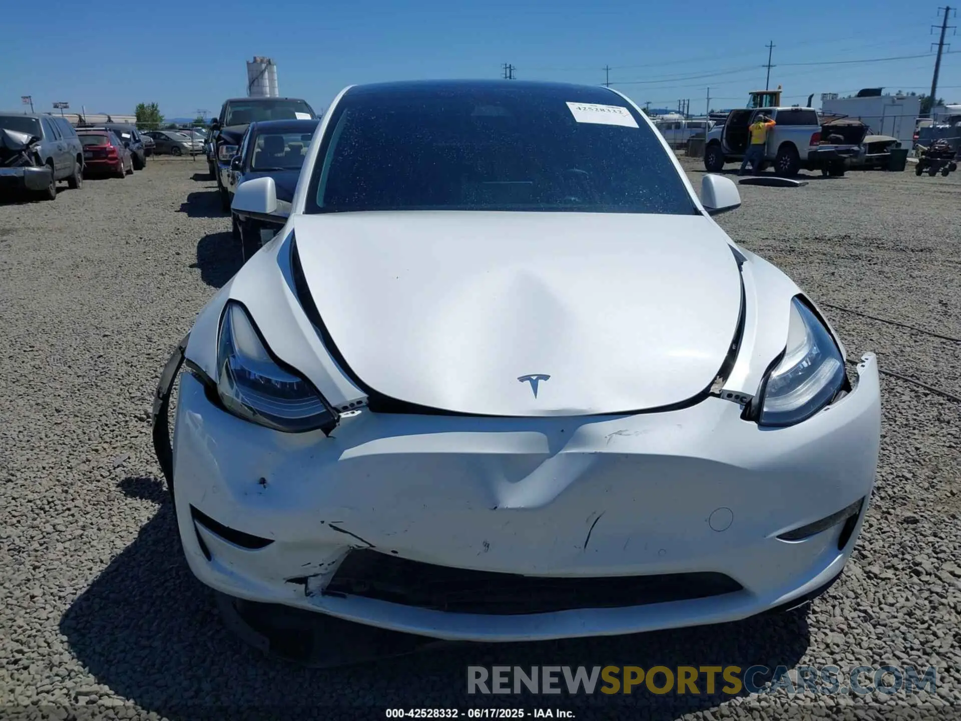12 Photograph of a damaged car 7SAYGDEEXNF401870 TESLA MODEL Y 2022