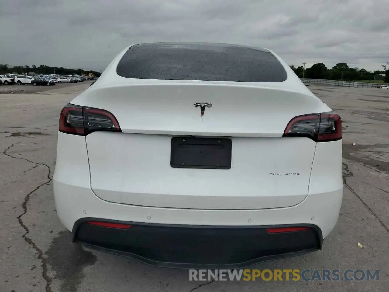6 Photograph of a damaged car 7SAYGDEEXNF443181 TESLA MODEL Y 2022