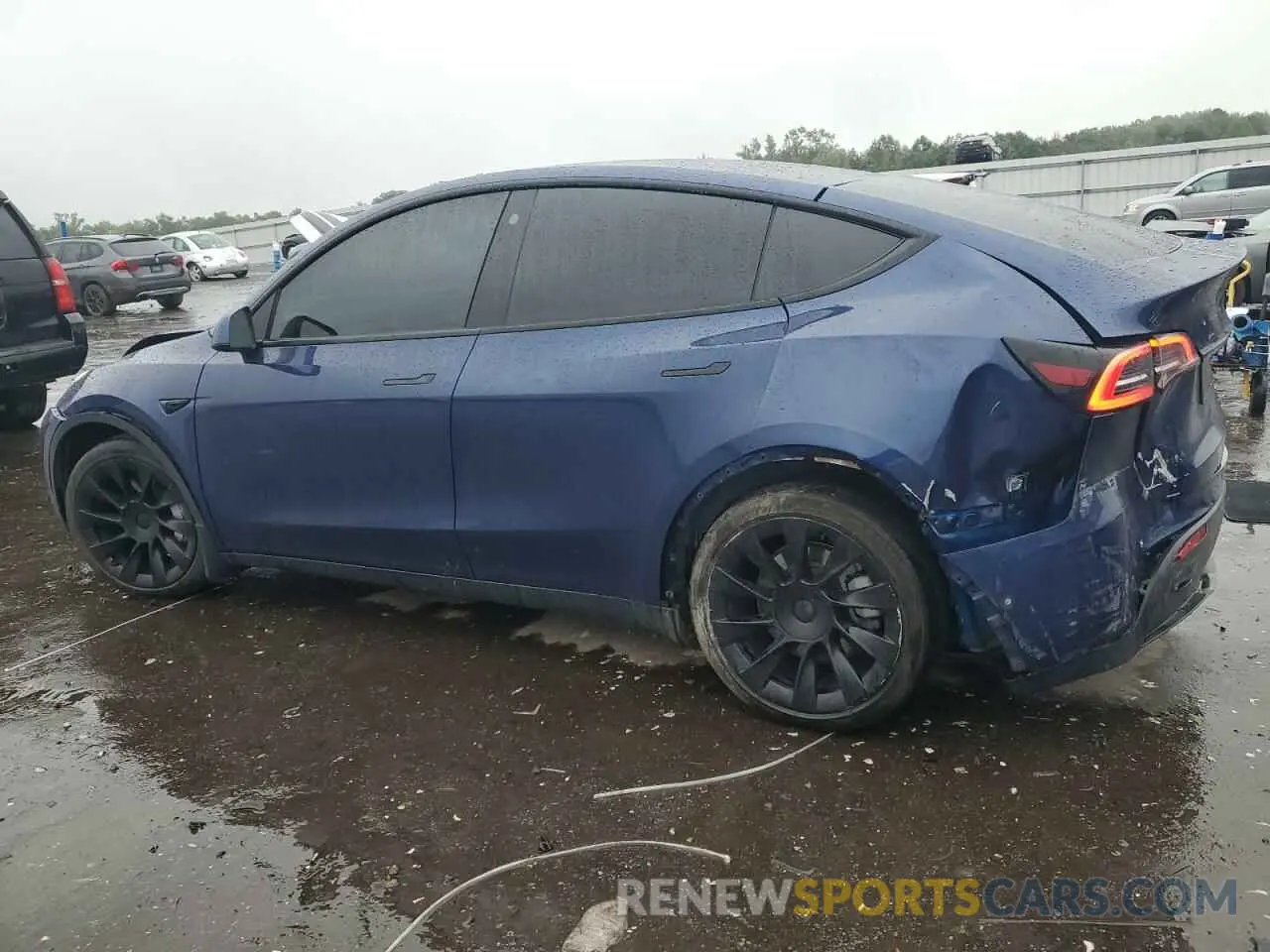 2 Photograph of a damaged car 7SAYGDEEXNF481008 TESLA MODEL Y 2022