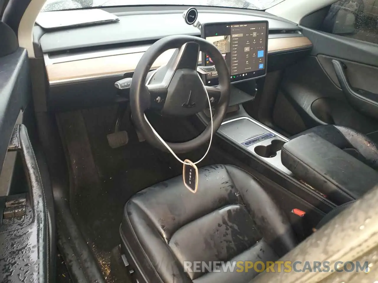 8 Photograph of a damaged car 7SAYGDEEXNF481008 TESLA MODEL Y 2022