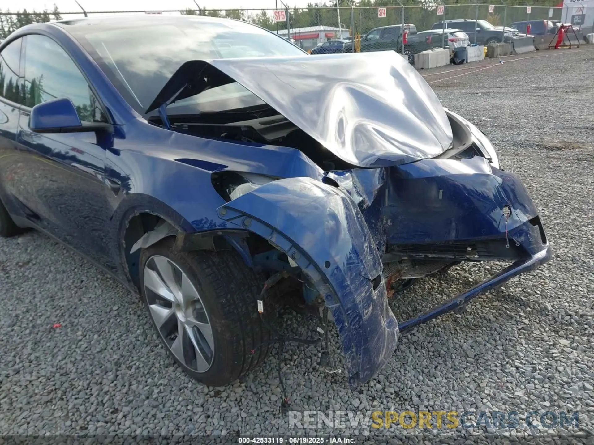 6 Photograph of a damaged car 7SAYGDEEXNF507123 TESLA MODEL Y 2022