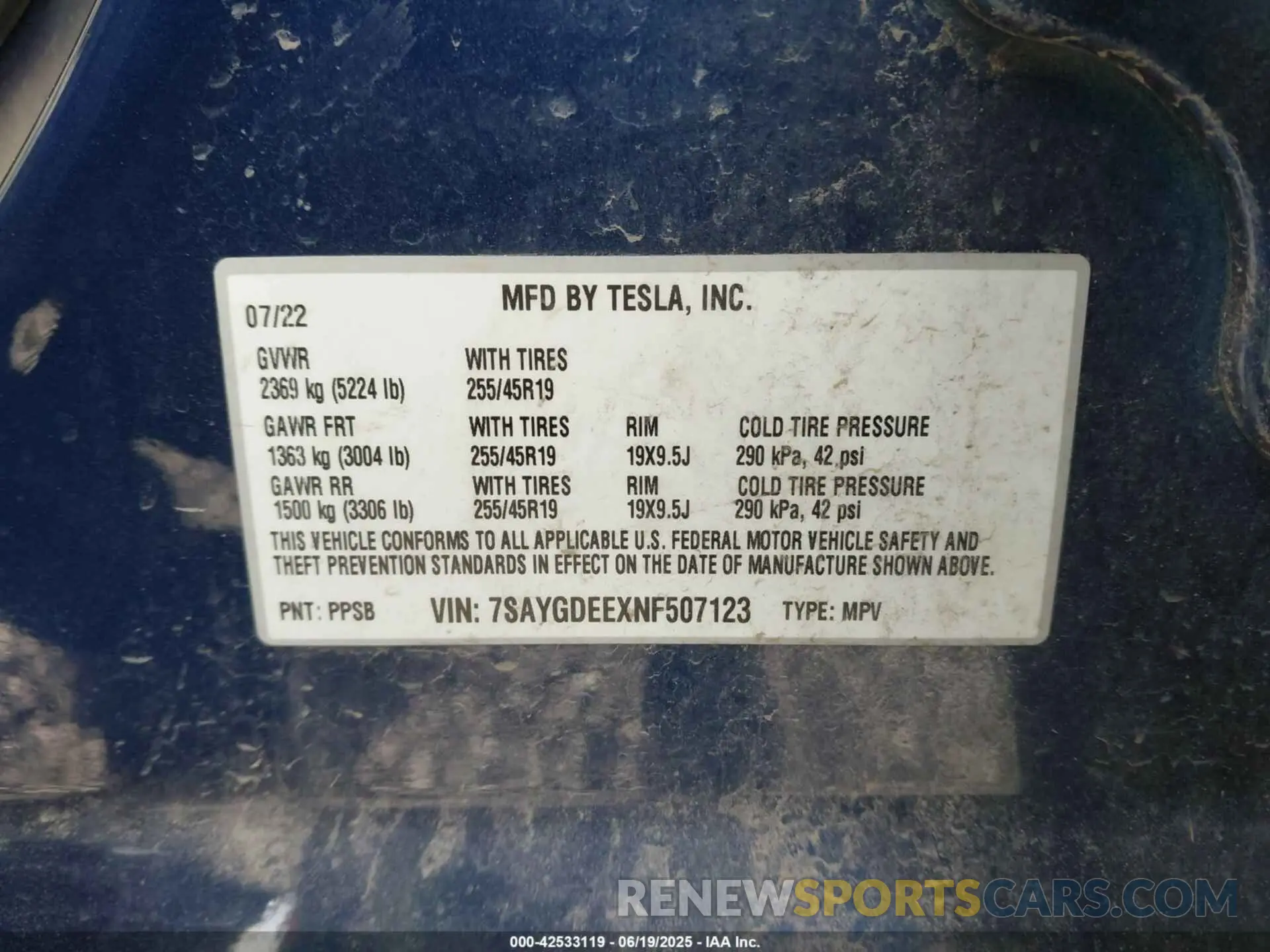 9 Photograph of a damaged car 7SAYGDEEXNF507123 TESLA MODEL Y 2022
