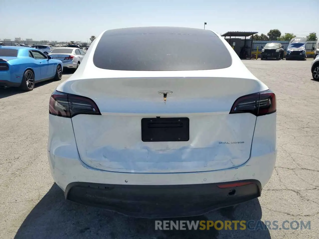 6 Photograph of a damaged car 7SAYGDEEXNF549582 TESLA MODEL Y 2022