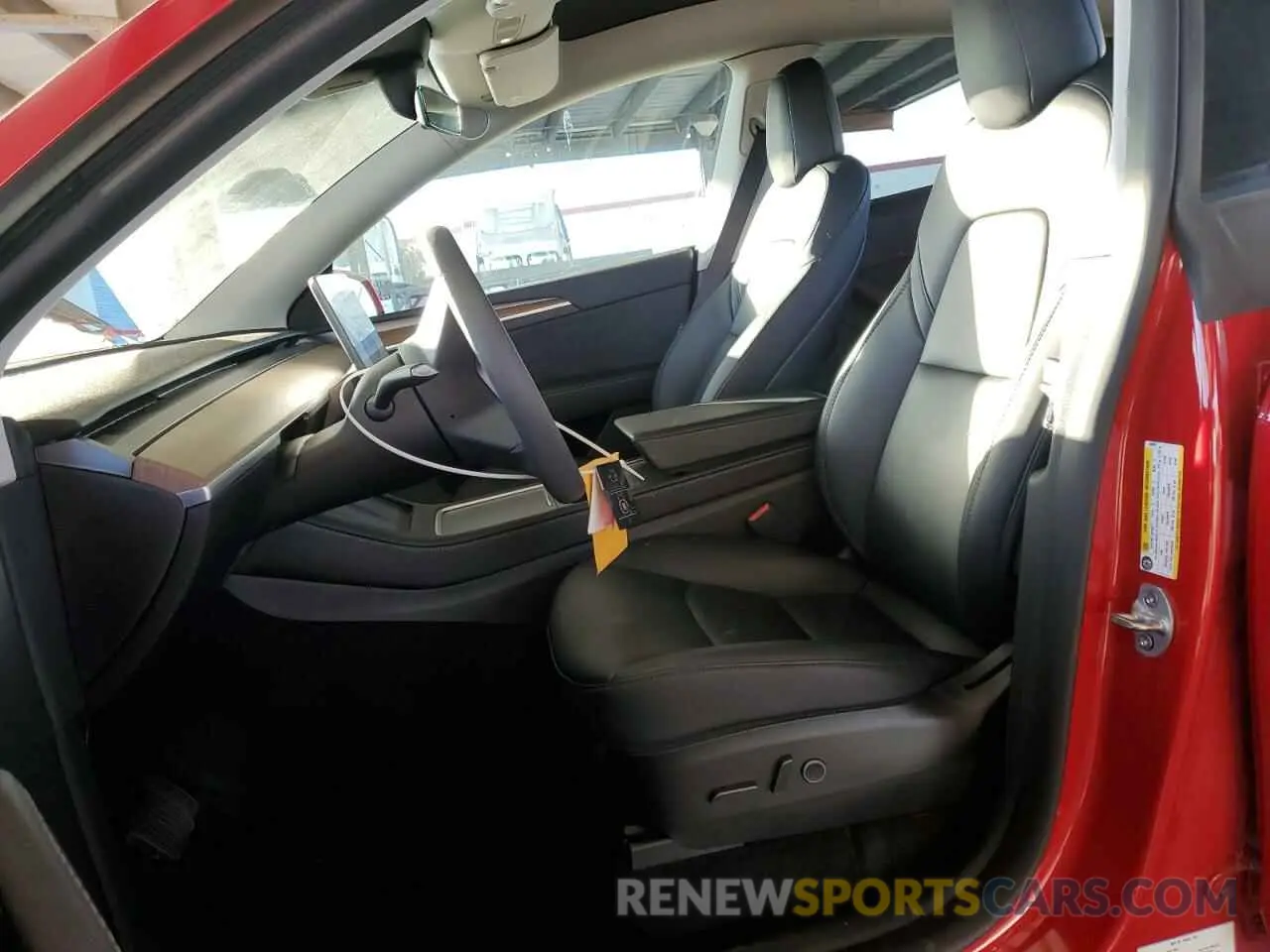 7 Photograph of a damaged car 7SAYGDEEXNF556855 TESLA MODEL Y 2022