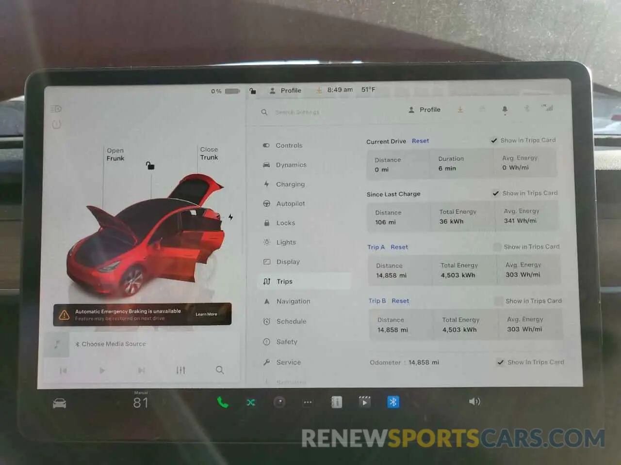 9 Photograph of a damaged car 7SAYGDEEXNF556855 TESLA MODEL Y 2022