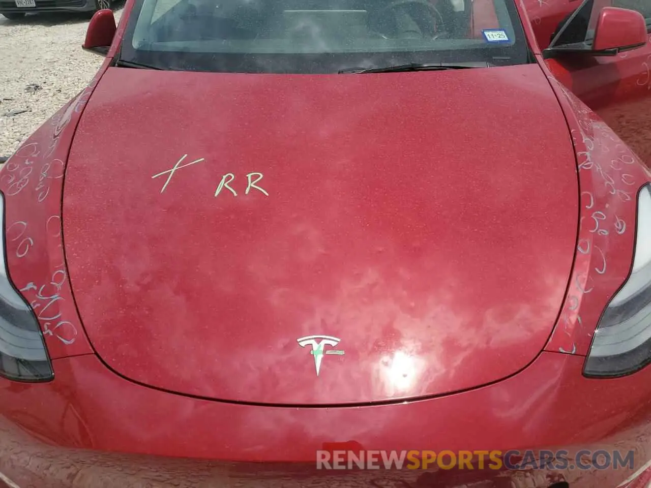 11 Photograph of a damaged car 7SAYGDEF0NF312799 TESLA MODEL Y 2022