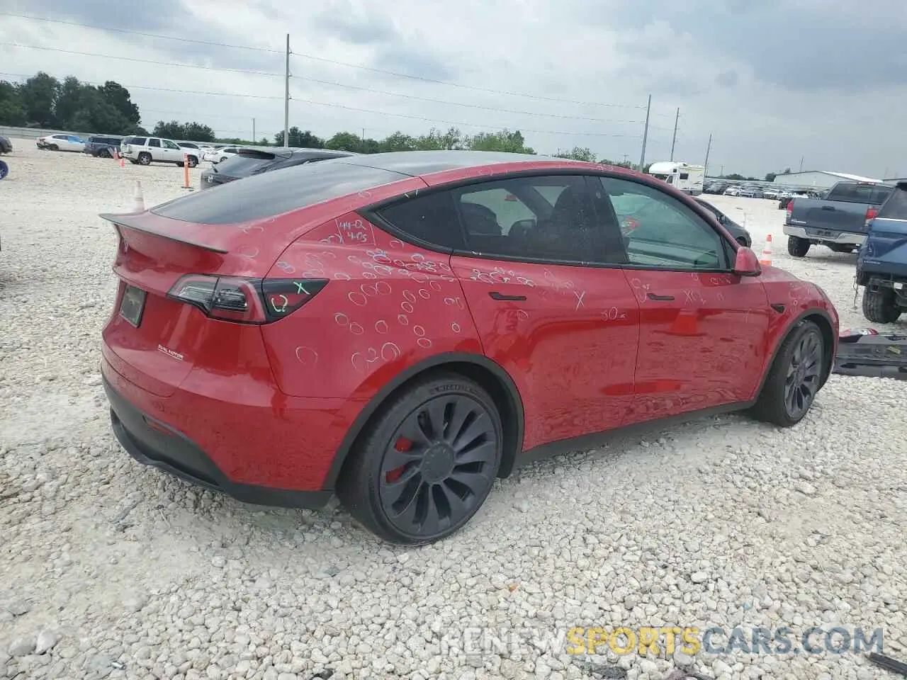 3 Photograph of a damaged car 7SAYGDEF0NF312799 TESLA MODEL Y 2022