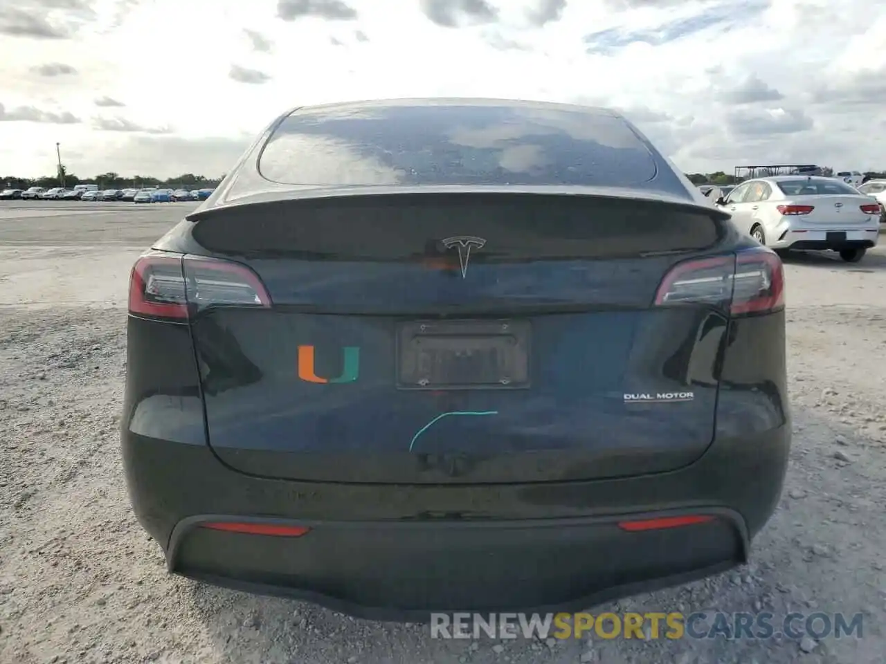 6 Photograph of a damaged car 7SAYGDEF0NF326928 TESLA MODEL Y 2022