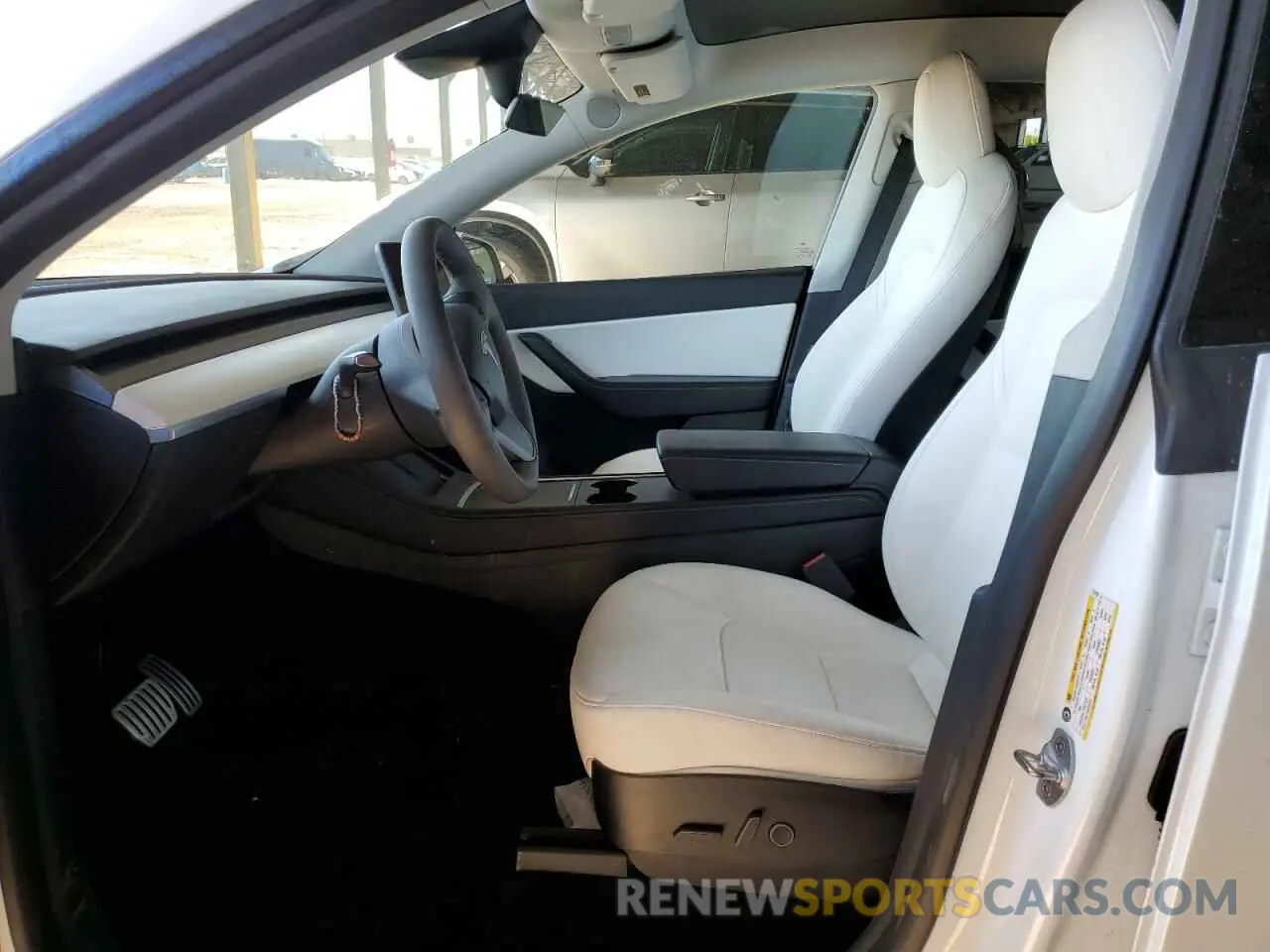 7 Photograph of a damaged car 7SAYGDEF0NF337959 TESLA MODEL Y 2022