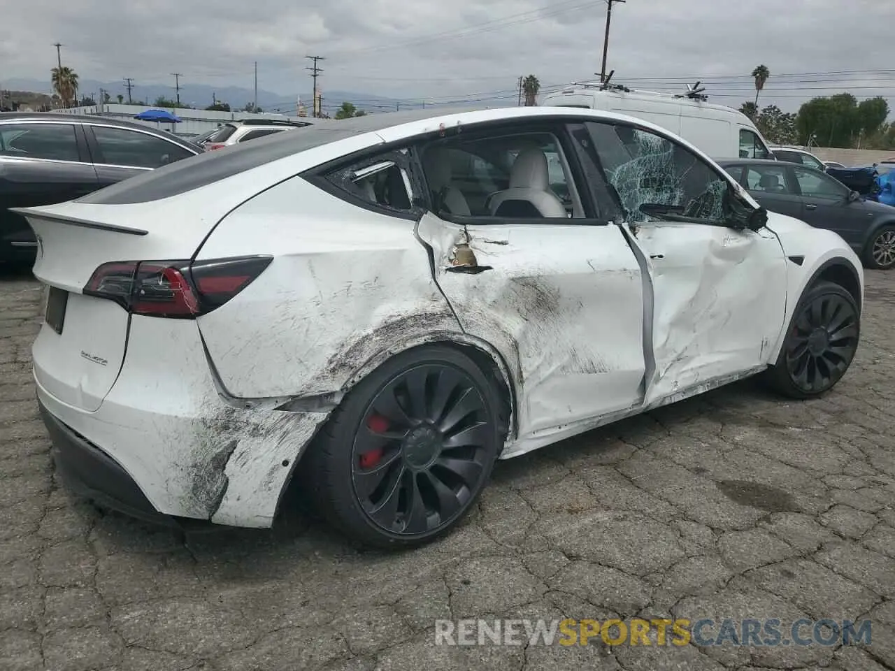 3 Photograph of a damaged car 7SAYGDEF0NF358309 TESLA MODEL Y 2022