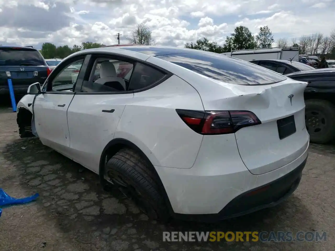 3 Photograph of a damaged car 7SAYGDEF0NF359492 TESLA MODEL Y 2022