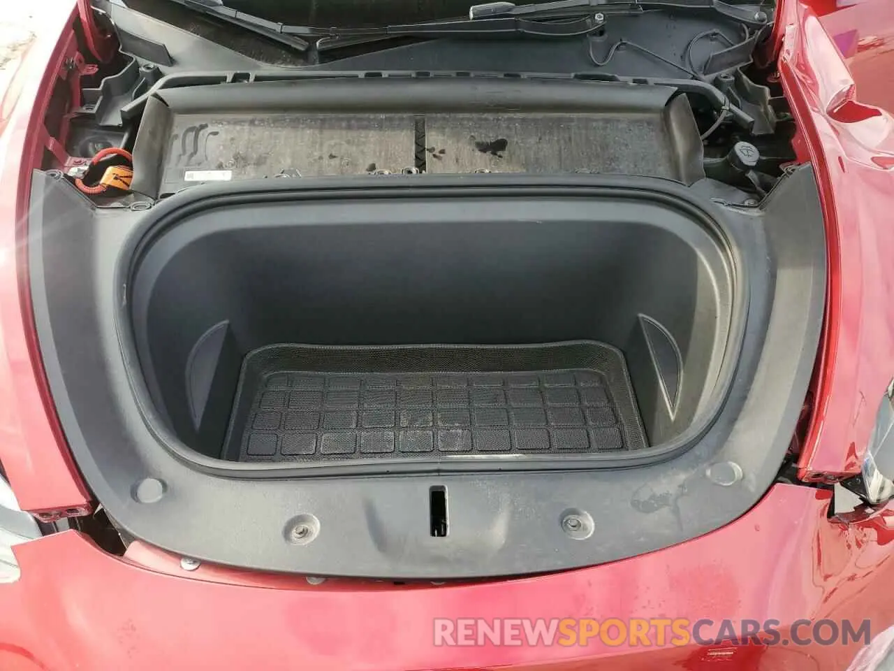 11 Photograph of a damaged car 7SAYGDEF0NF372307 TESLA MODEL Y 2022