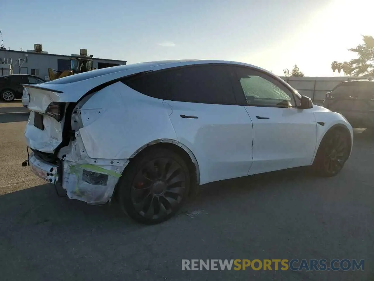 3 Photograph of a damaged car 7SAYGDEF0NF397241 TESLA MODEL Y 2022