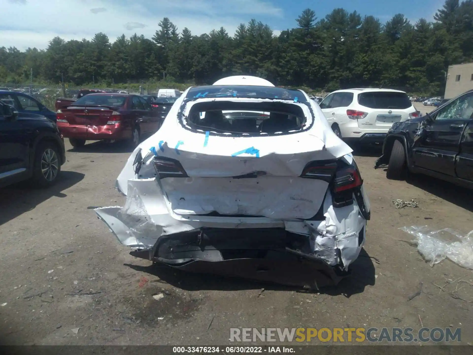 6 Photograph of a damaged car 7SAYGDEF0NF397756 TESLA MODEL Y 2022