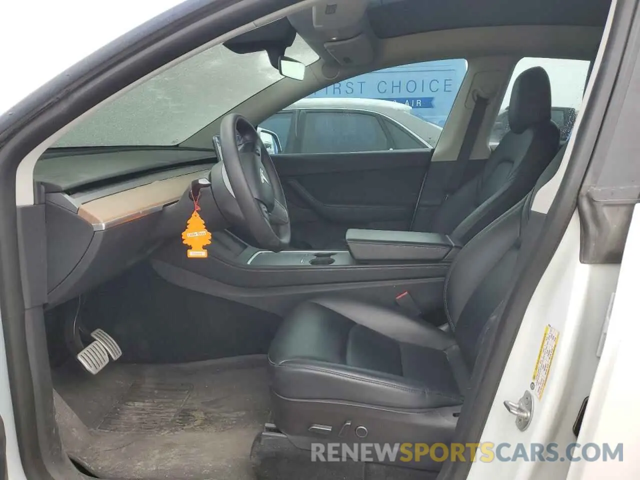 7 Photograph of a damaged car 7SAYGDEF0NF398289 TESLA MODEL Y 2022
