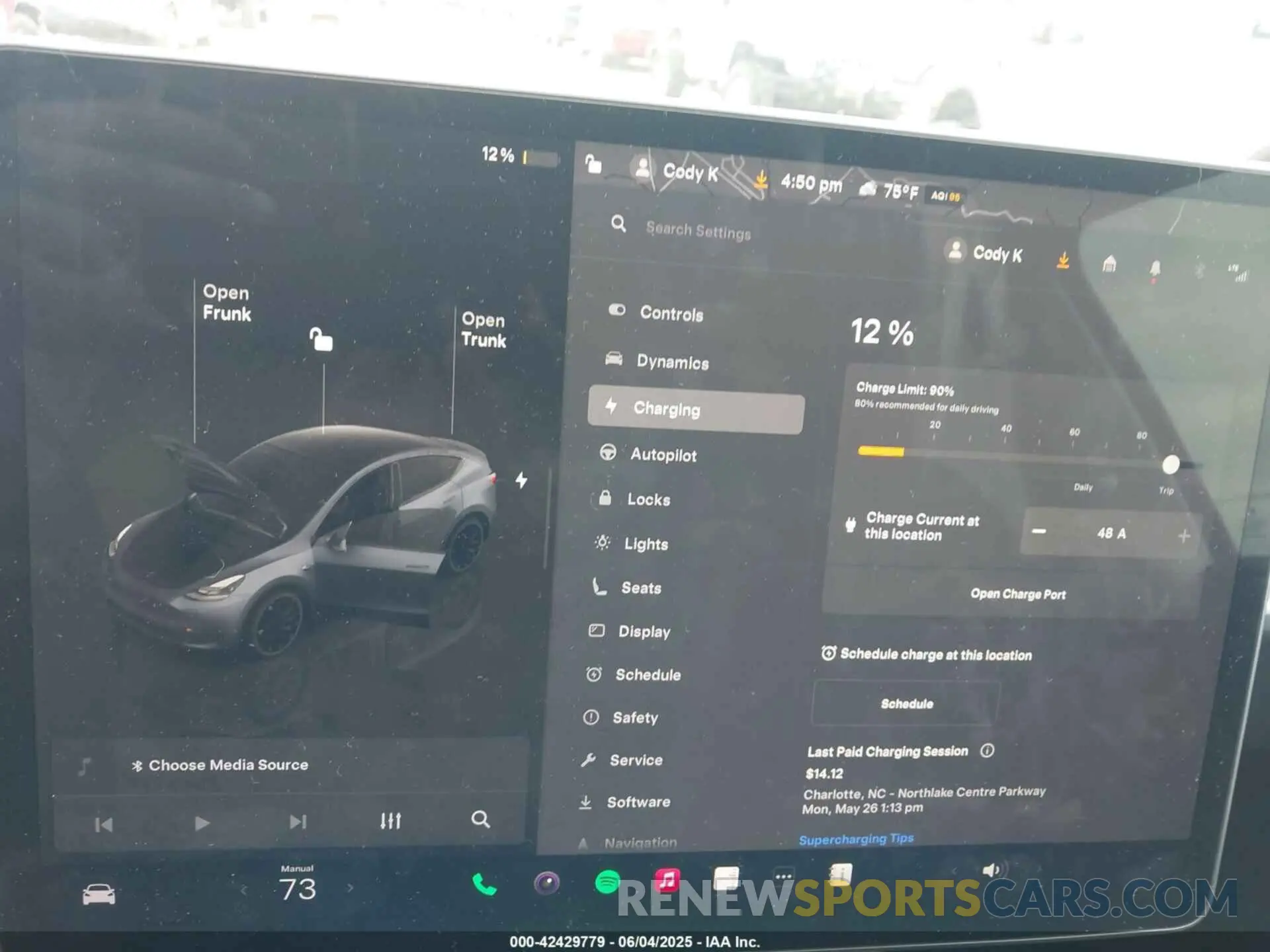 17 Photograph of a damaged car 7SAYGDEF0NF446700 TESLA MODEL Y 2022