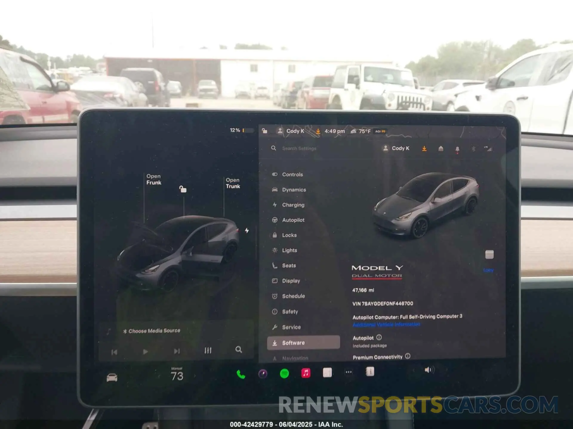 18 Photograph of a damaged car 7SAYGDEF0NF446700 TESLA MODEL Y 2022