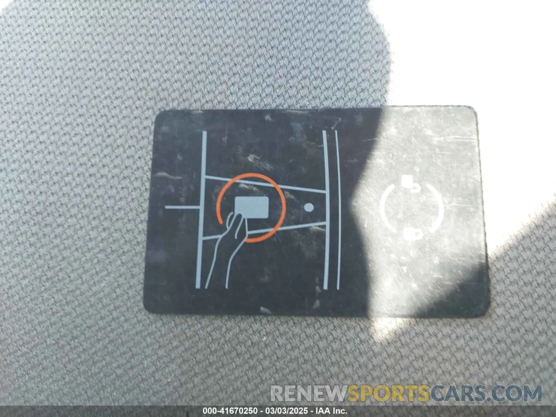 11 Photograph of a damaged car 7SAYGDEF0NF447460 TESLA MODEL Y 2022