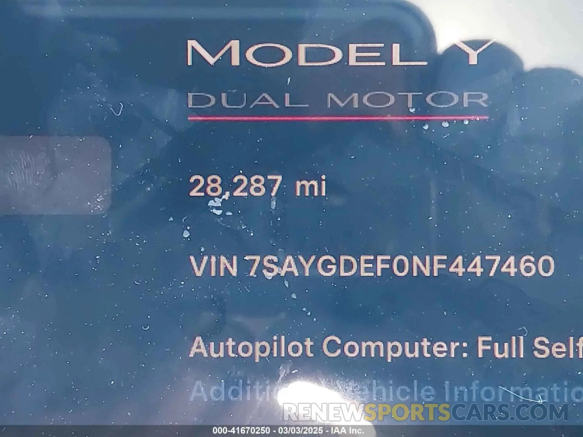 16 Photograph of a damaged car 7SAYGDEF0NF447460 TESLA MODEL Y 2022