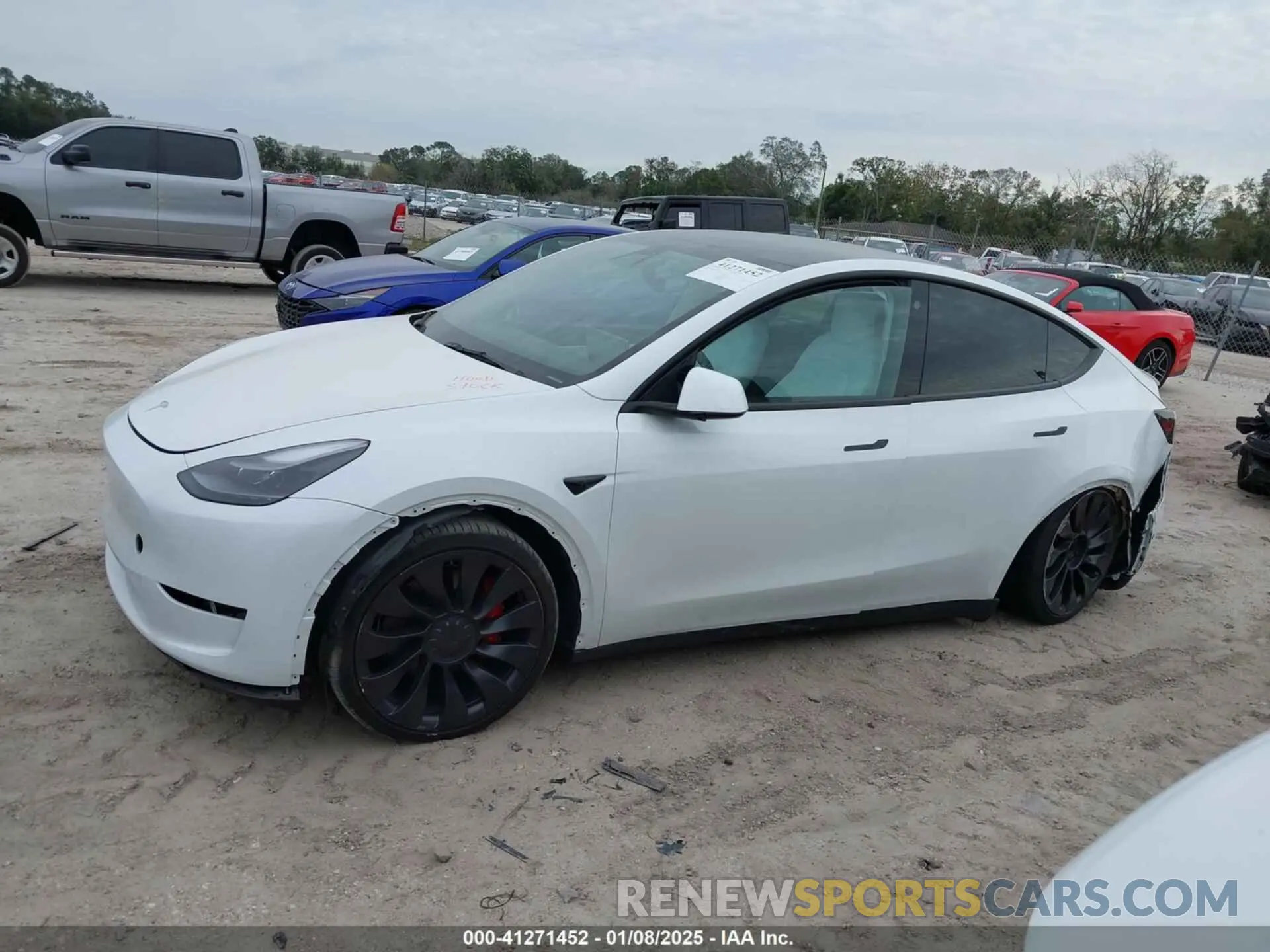 14 Photograph of a damaged car 7SAYGDEF0NF468566 TESLA MODEL Y 2022