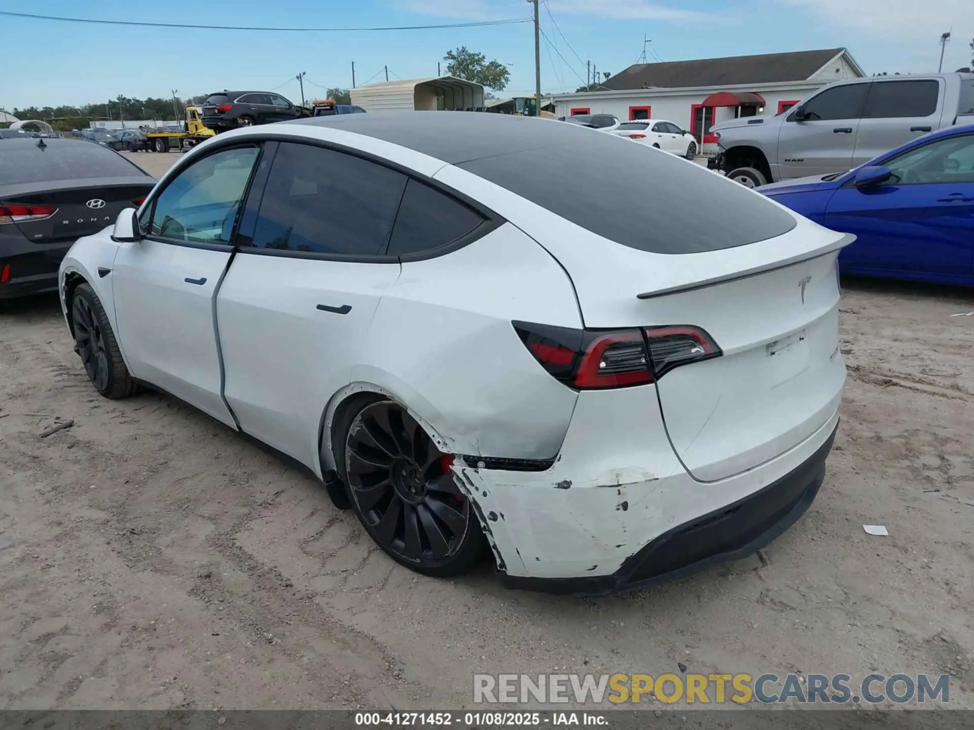 6 Photograph of a damaged car 7SAYGDEF0NF468566 TESLA MODEL Y 2022