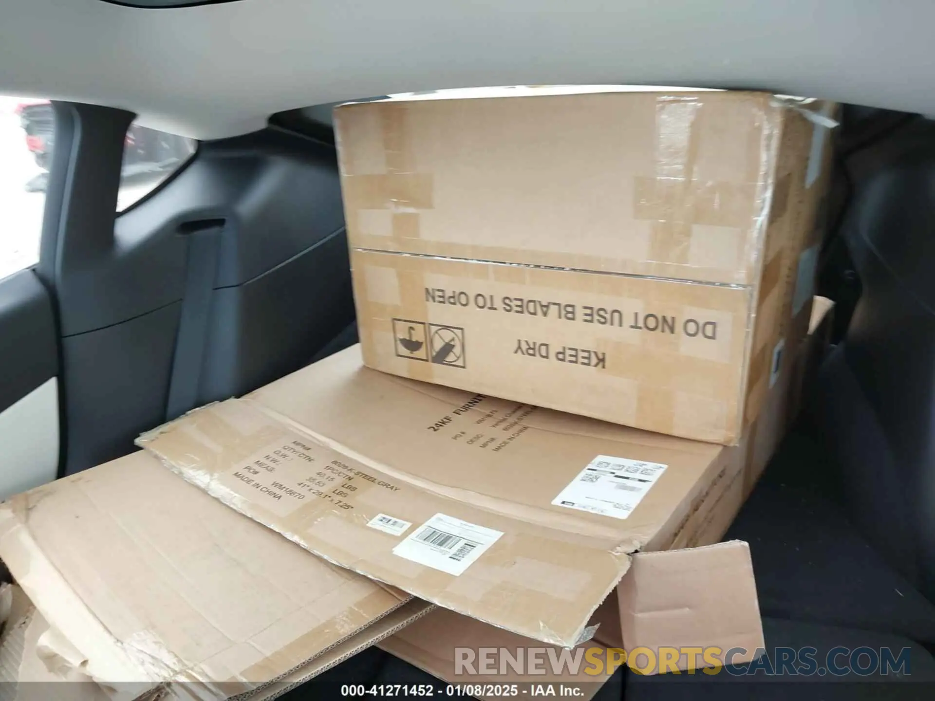 8 Photograph of a damaged car 7SAYGDEF0NF468566 TESLA MODEL Y 2022