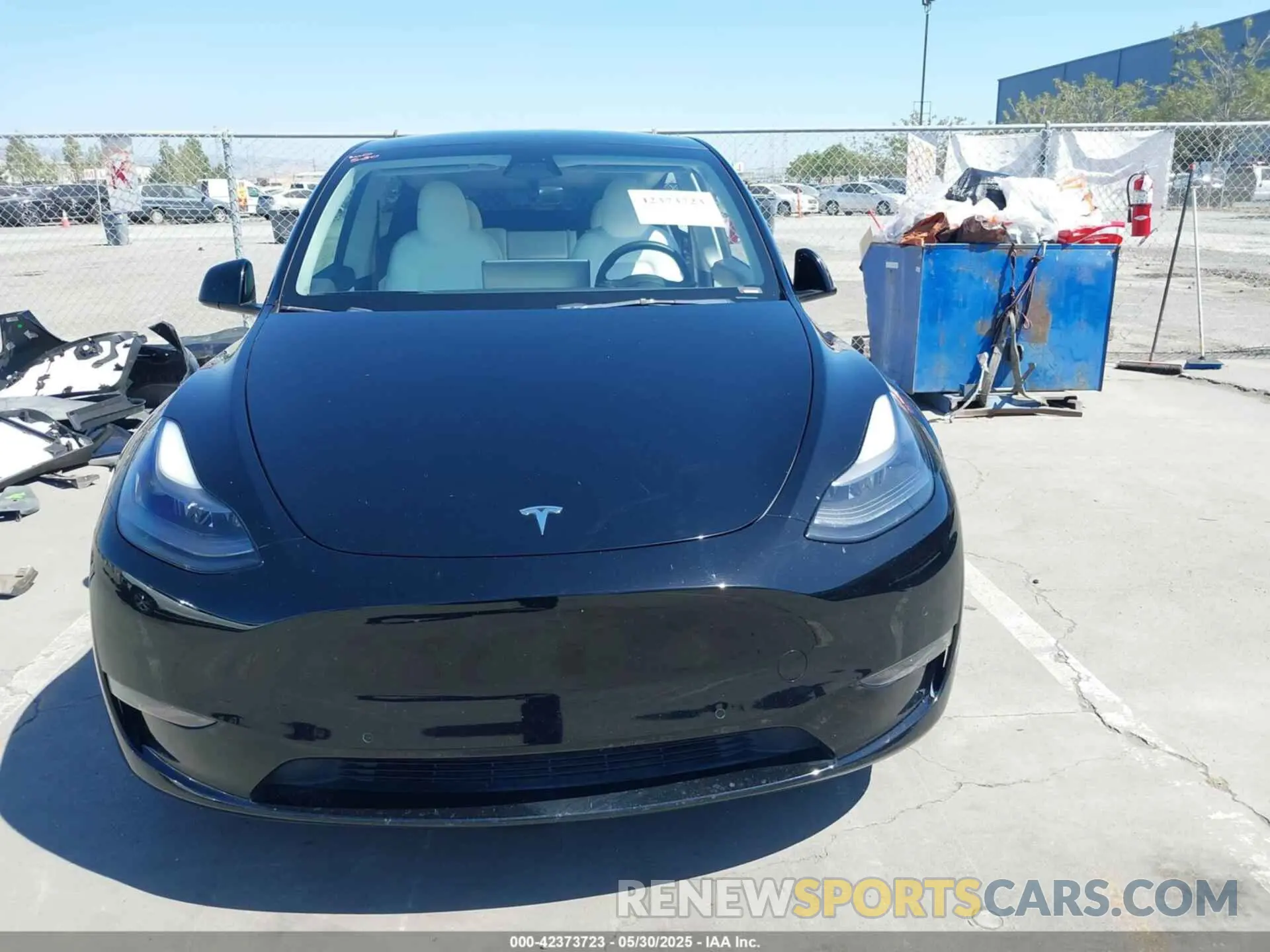 12 Photograph of a damaged car 7SAYGDEF0NF490213 TESLA MODEL Y 2022