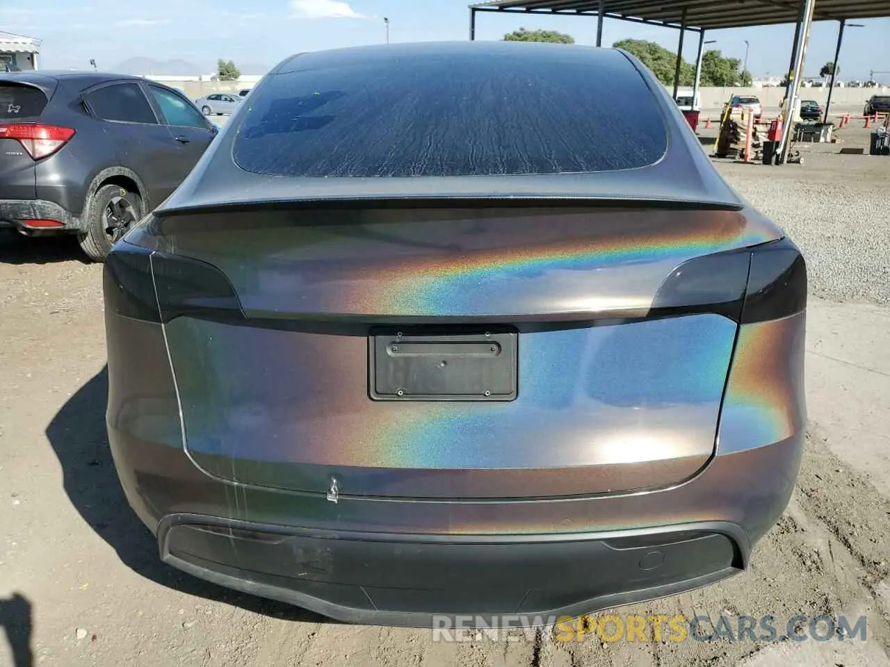 6 Photograph of a damaged car 7SAYGDEF0NF493807 TESLA MODEL Y 2022