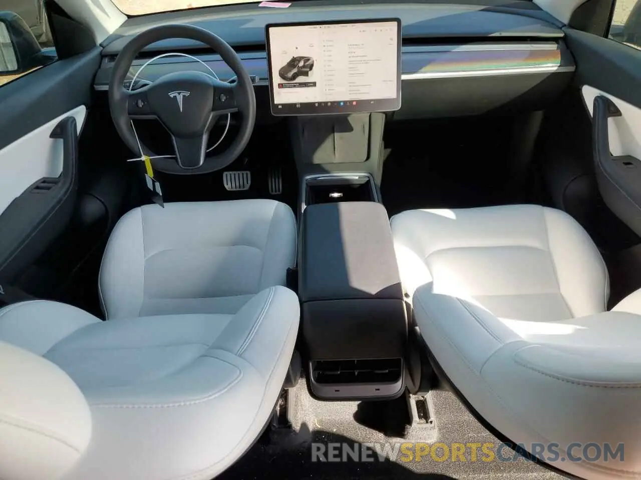 8 Photograph of a damaged car 7SAYGDEF0NF493807 TESLA MODEL Y 2022