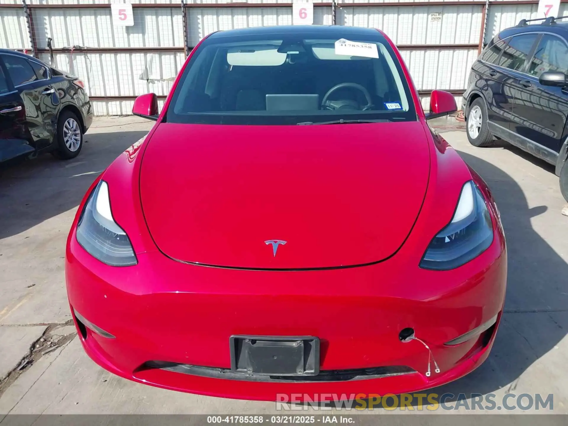 13 Photograph of a damaged car 7SAYGDEF0NF518740 TESLA MODEL Y 2022