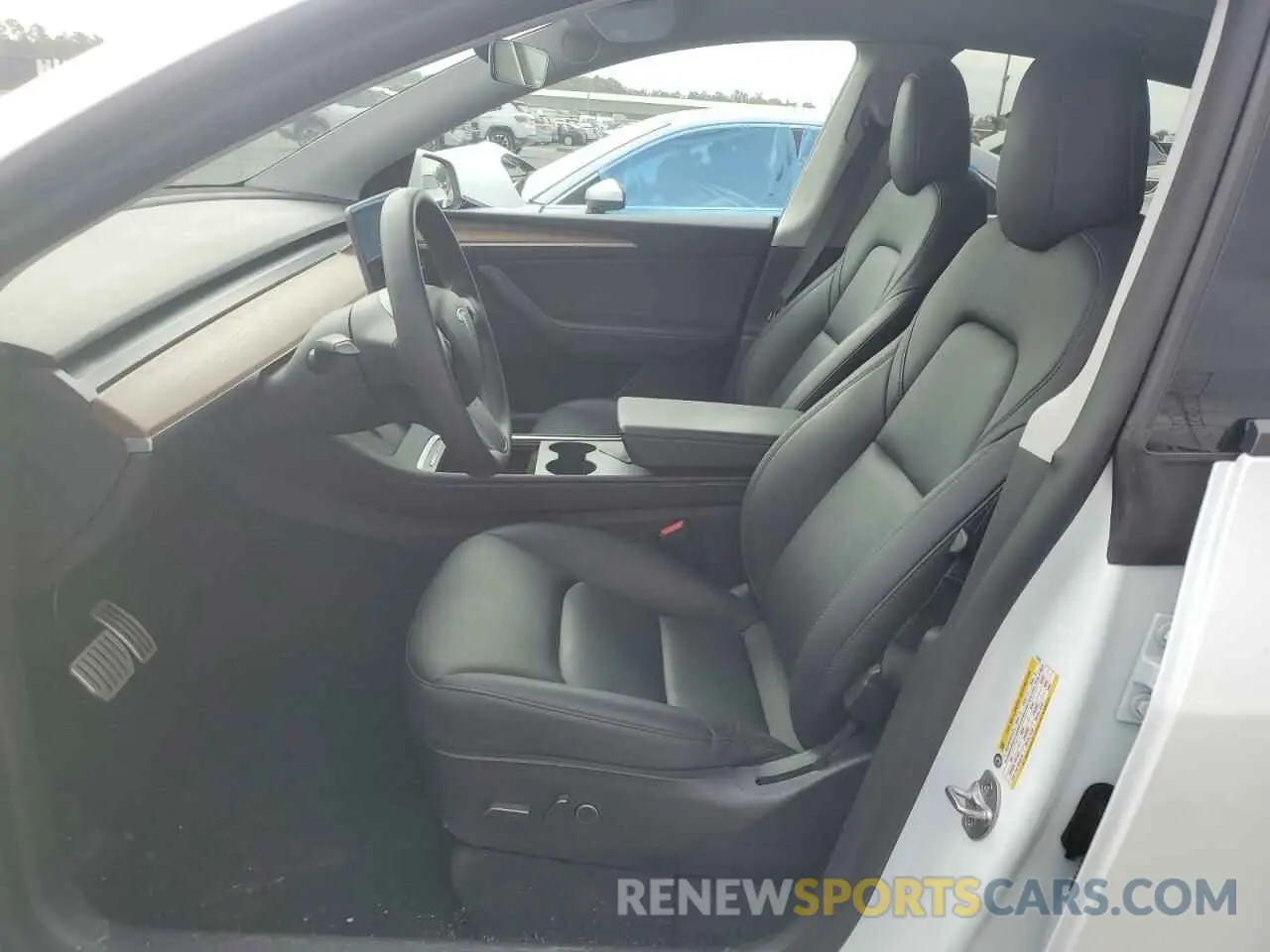 7 Photograph of a damaged car 7SAYGDEF0NF532881 TESLA MODEL Y 2022