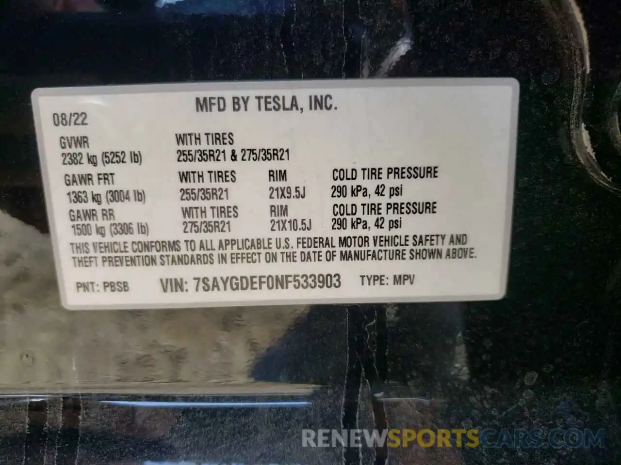 10 Photograph of a damaged car 7SAYGDEF0NF533903 TESLA MODEL Y 2022