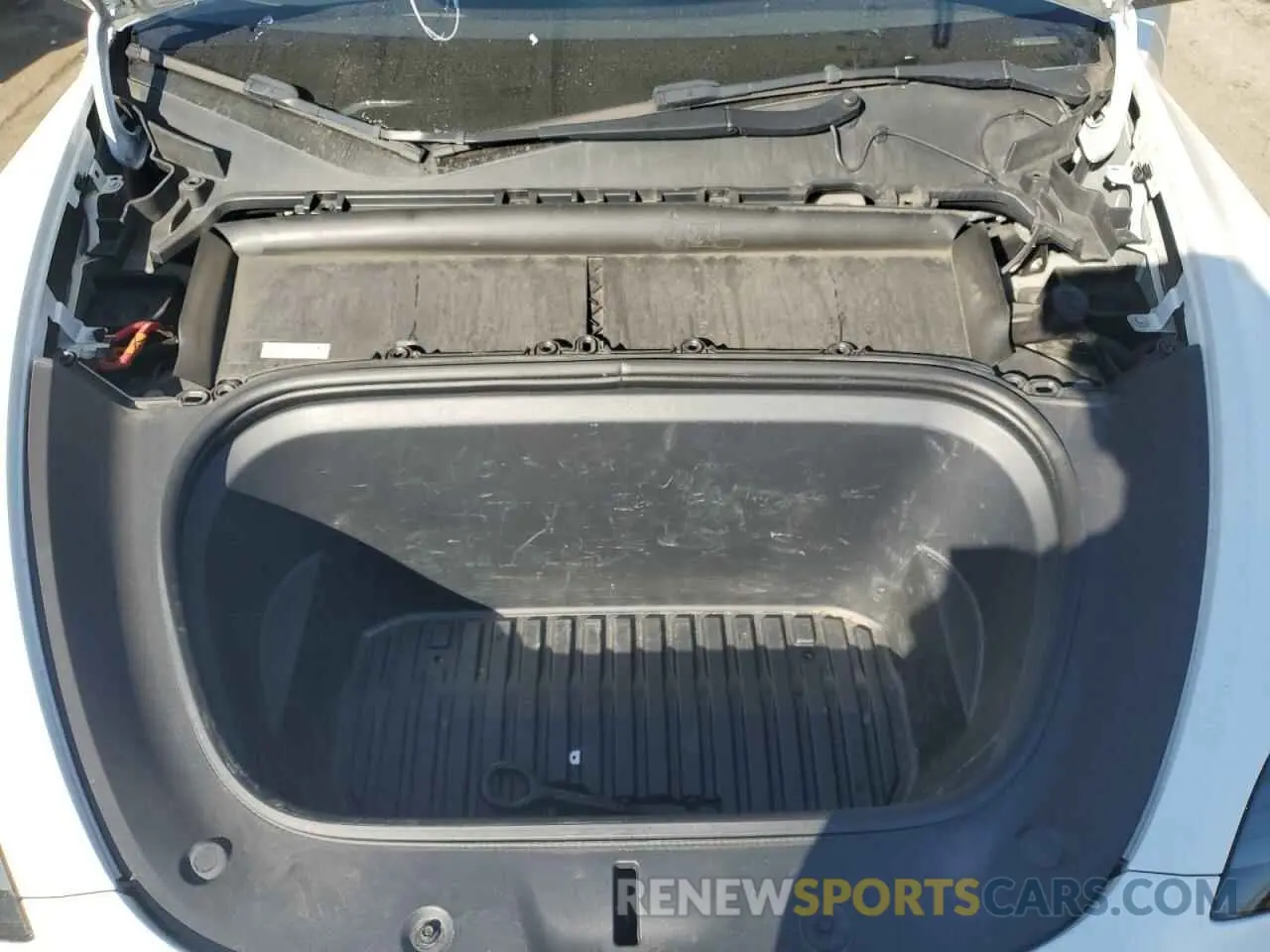 12 Photograph of a damaged car 7SAYGDEF0NF541211 TESLA MODEL Y 2022