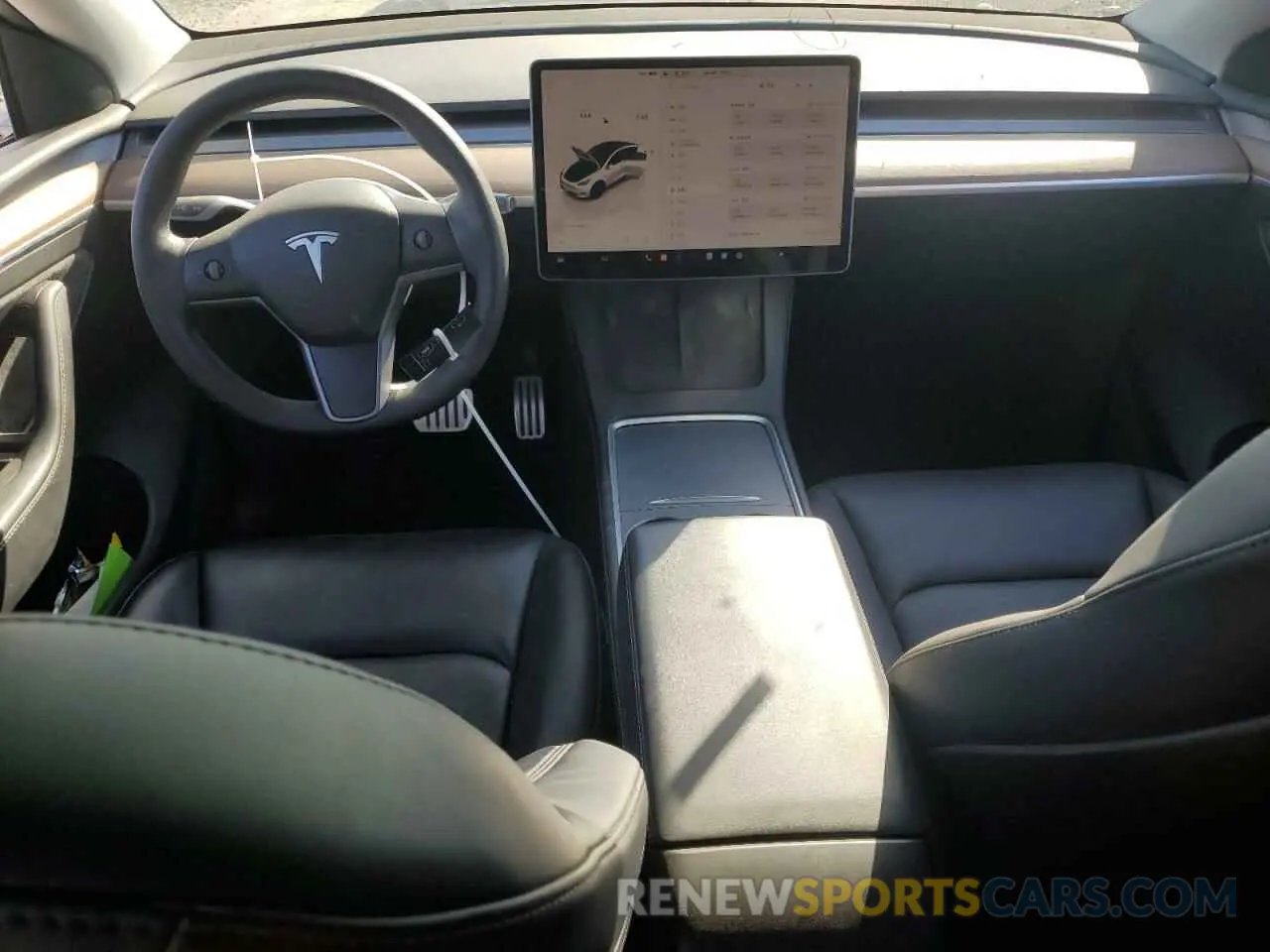 8 Photograph of a damaged car 7SAYGDEF0NF541211 TESLA MODEL Y 2022
