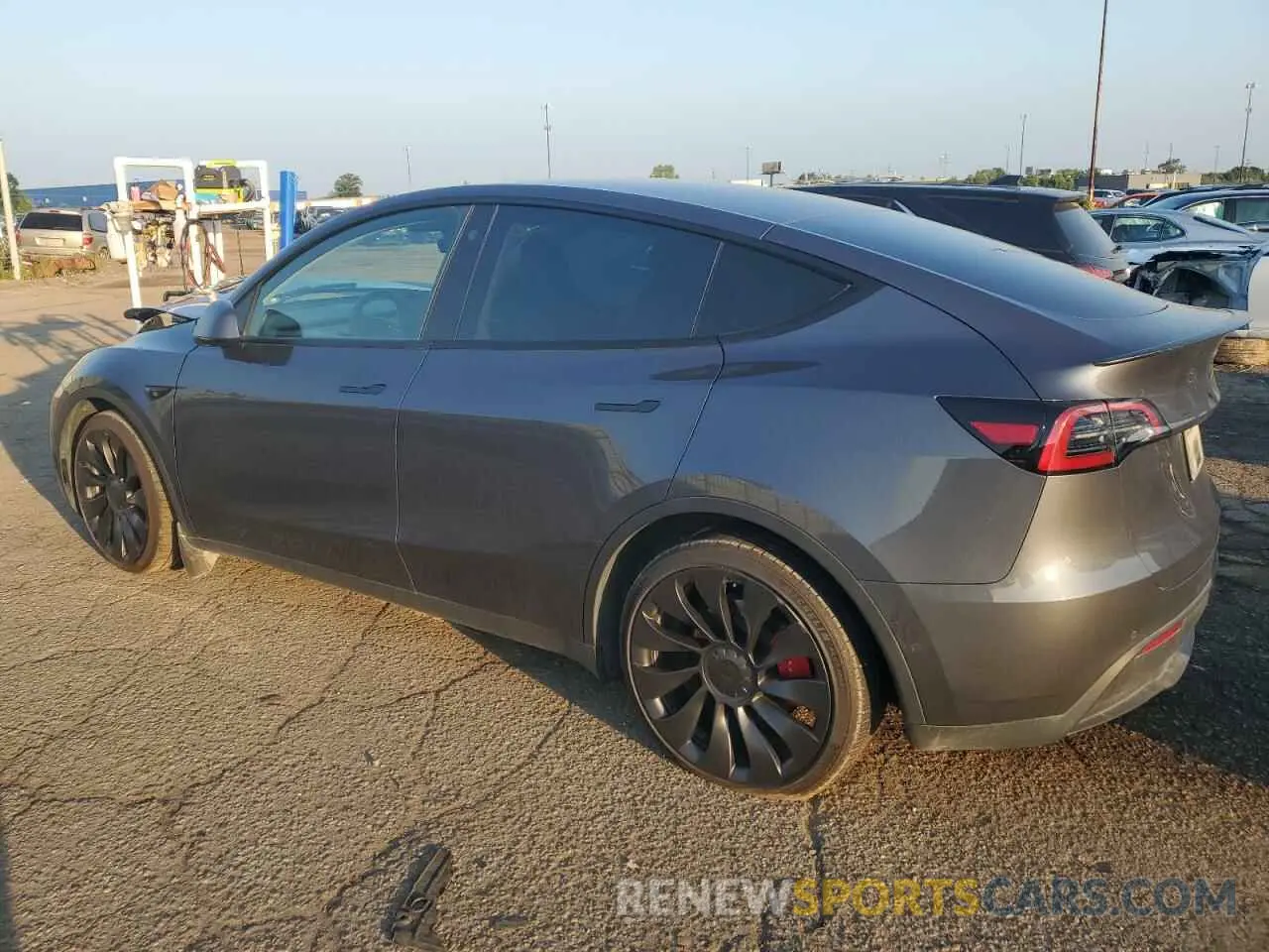 2 Photograph of a damaged car 7SAYGDEF0NF555271 TESLA MODEL Y 2022
