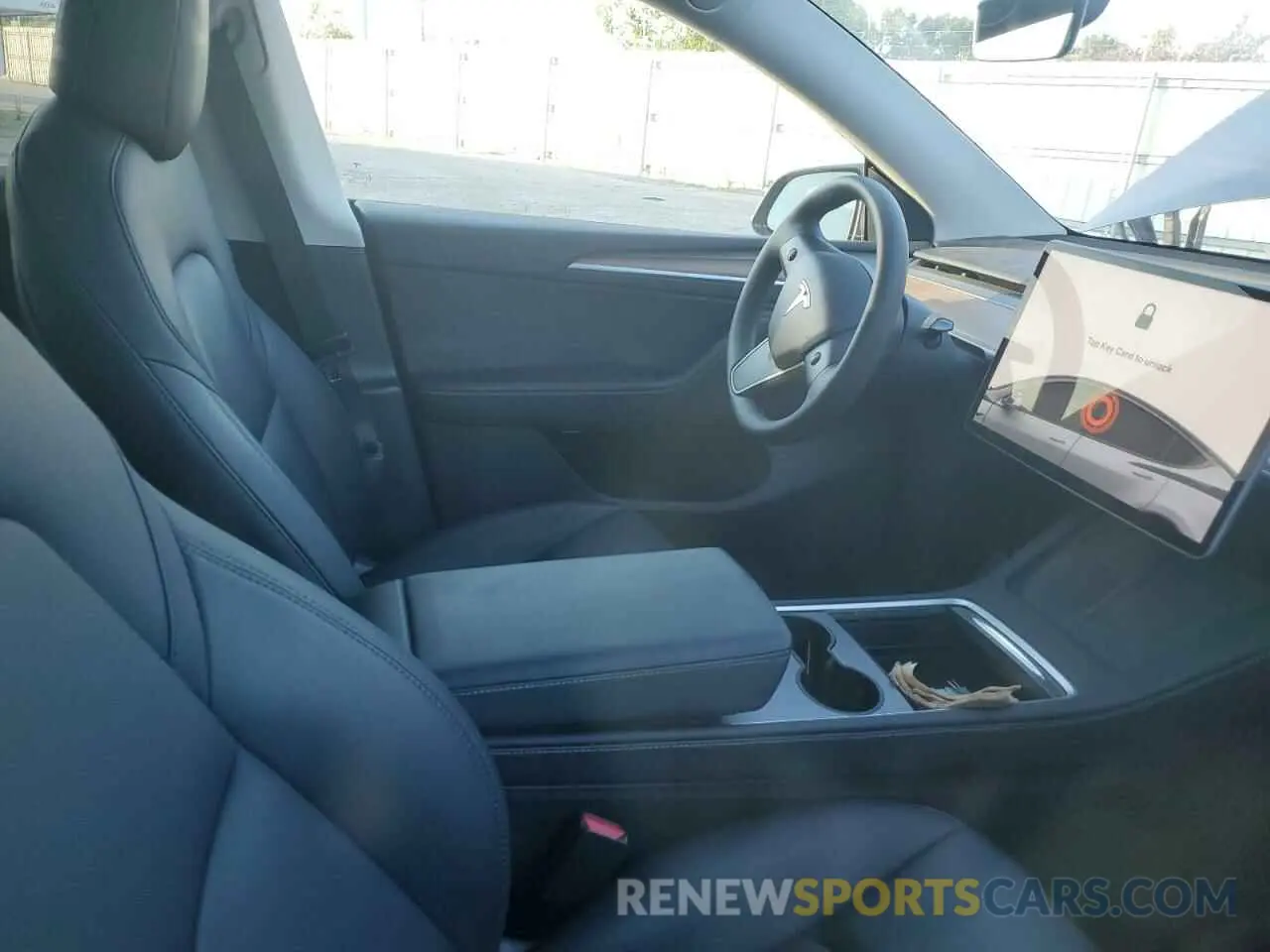 7 Photograph of a damaged car 7SAYGDEF0NF555271 TESLA MODEL Y 2022