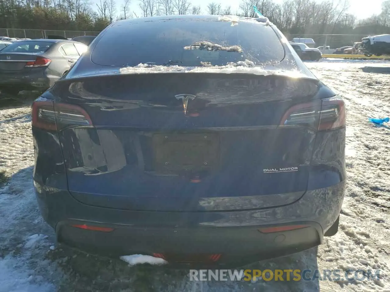 6 Photograph of a damaged car 7SAYGDEF1NF378634 TESLA MODEL Y 2022