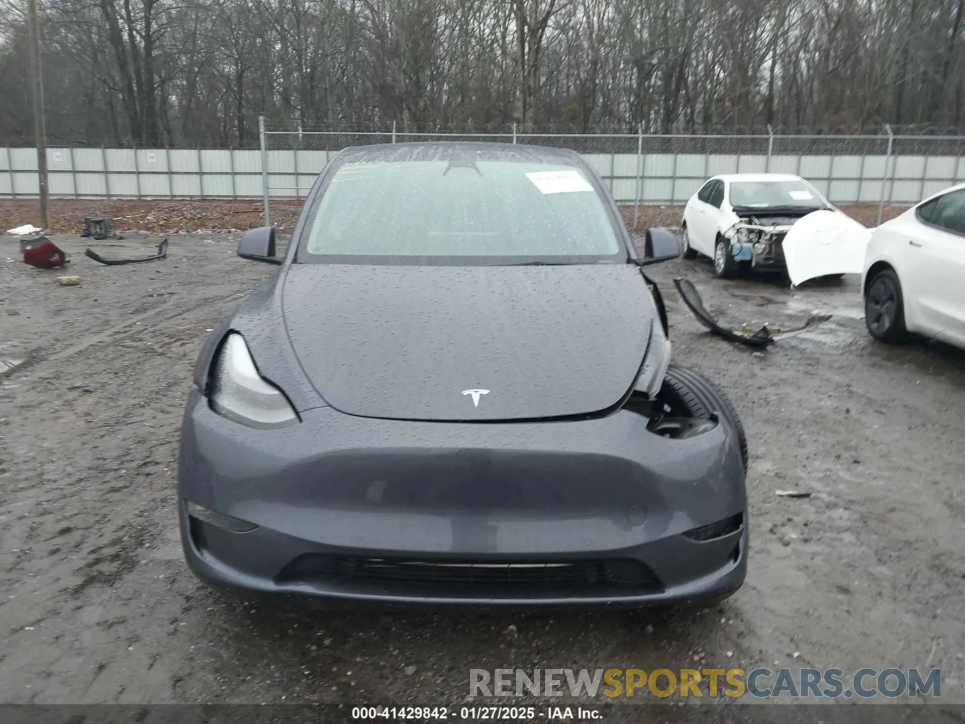 13 Photograph of a damaged car 7SAYGDEF1NF379167 TESLA MODEL Y 2022