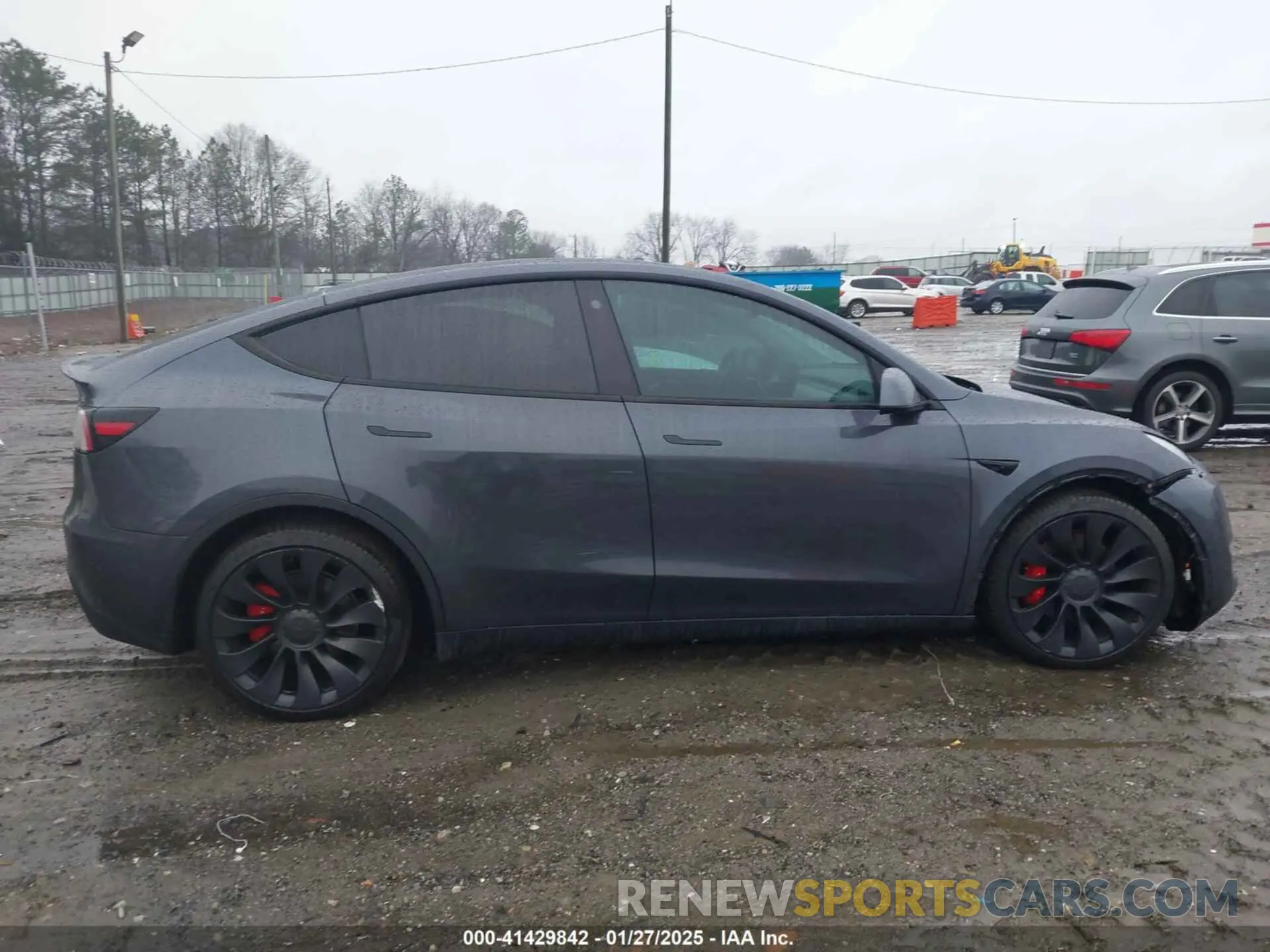 14 Photograph of a damaged car 7SAYGDEF1NF379167 TESLA MODEL Y 2022