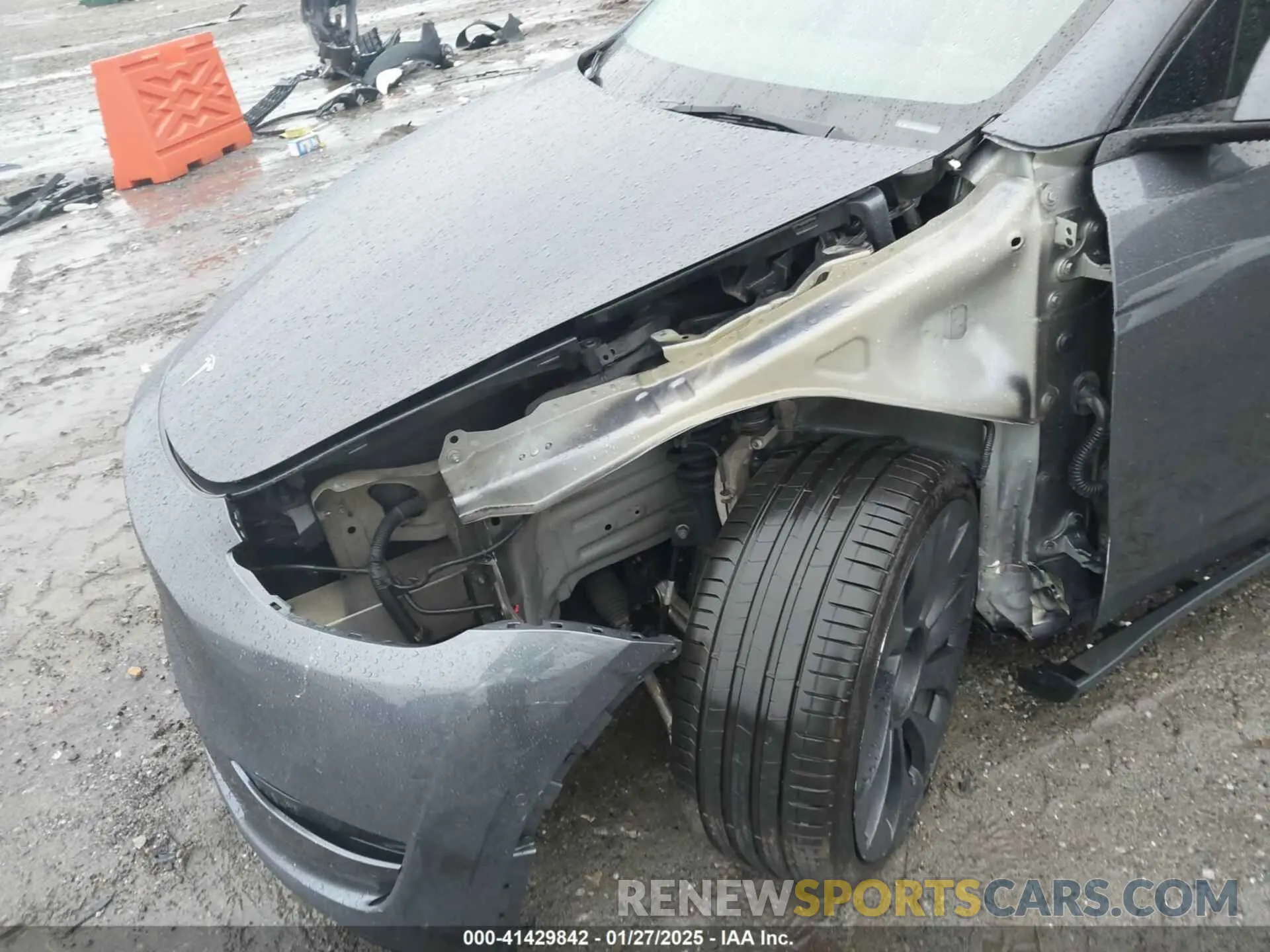 6 Photograph of a damaged car 7SAYGDEF1NF379167 TESLA MODEL Y 2022