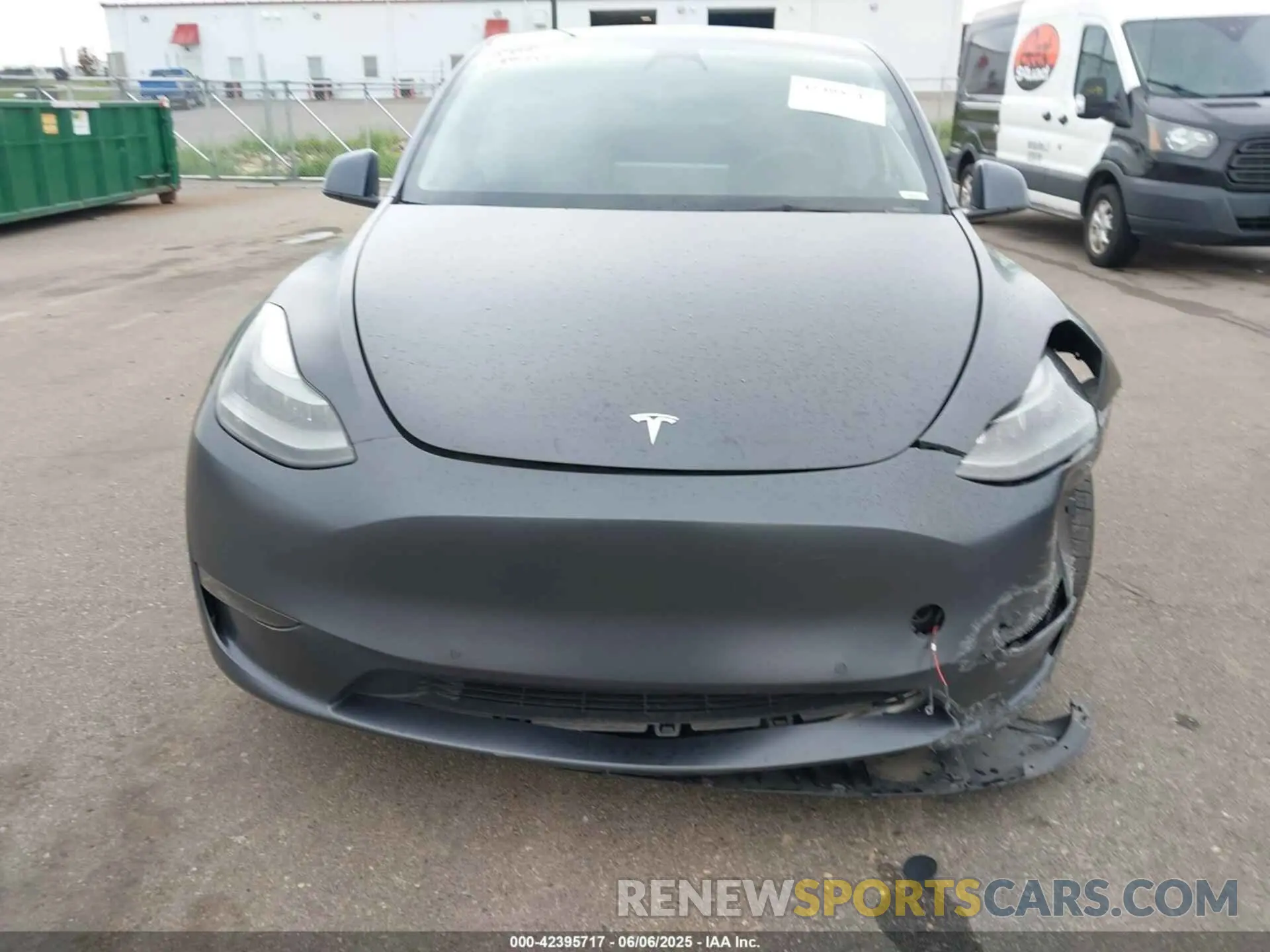 12 Photograph of a damaged car 7SAYGDEF1NF379668 TESLA MODEL Y 2022