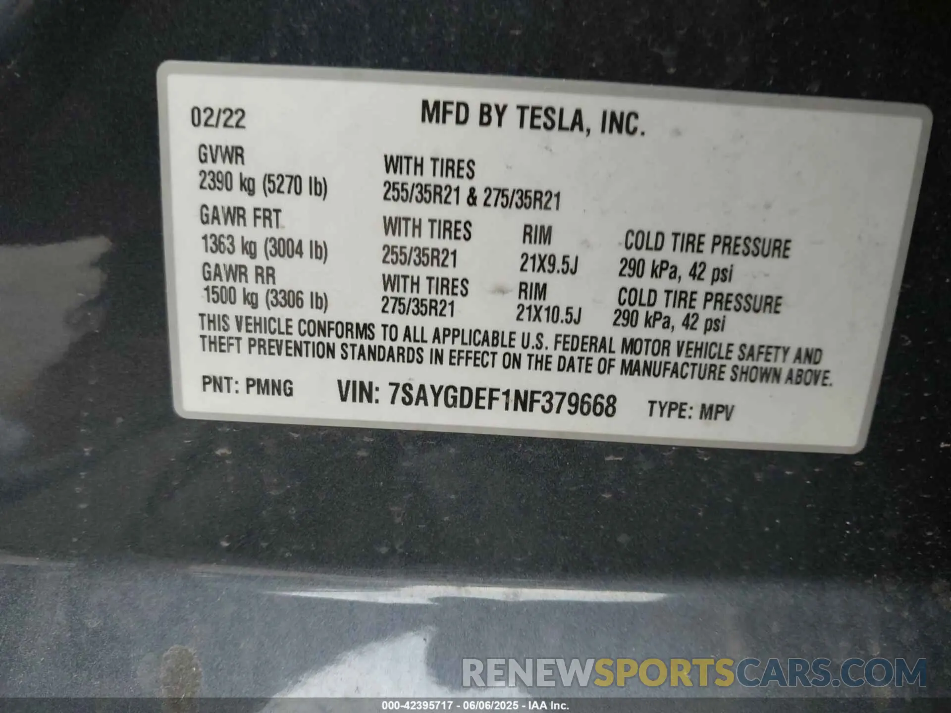9 Photograph of a damaged car 7SAYGDEF1NF379668 TESLA MODEL Y 2022