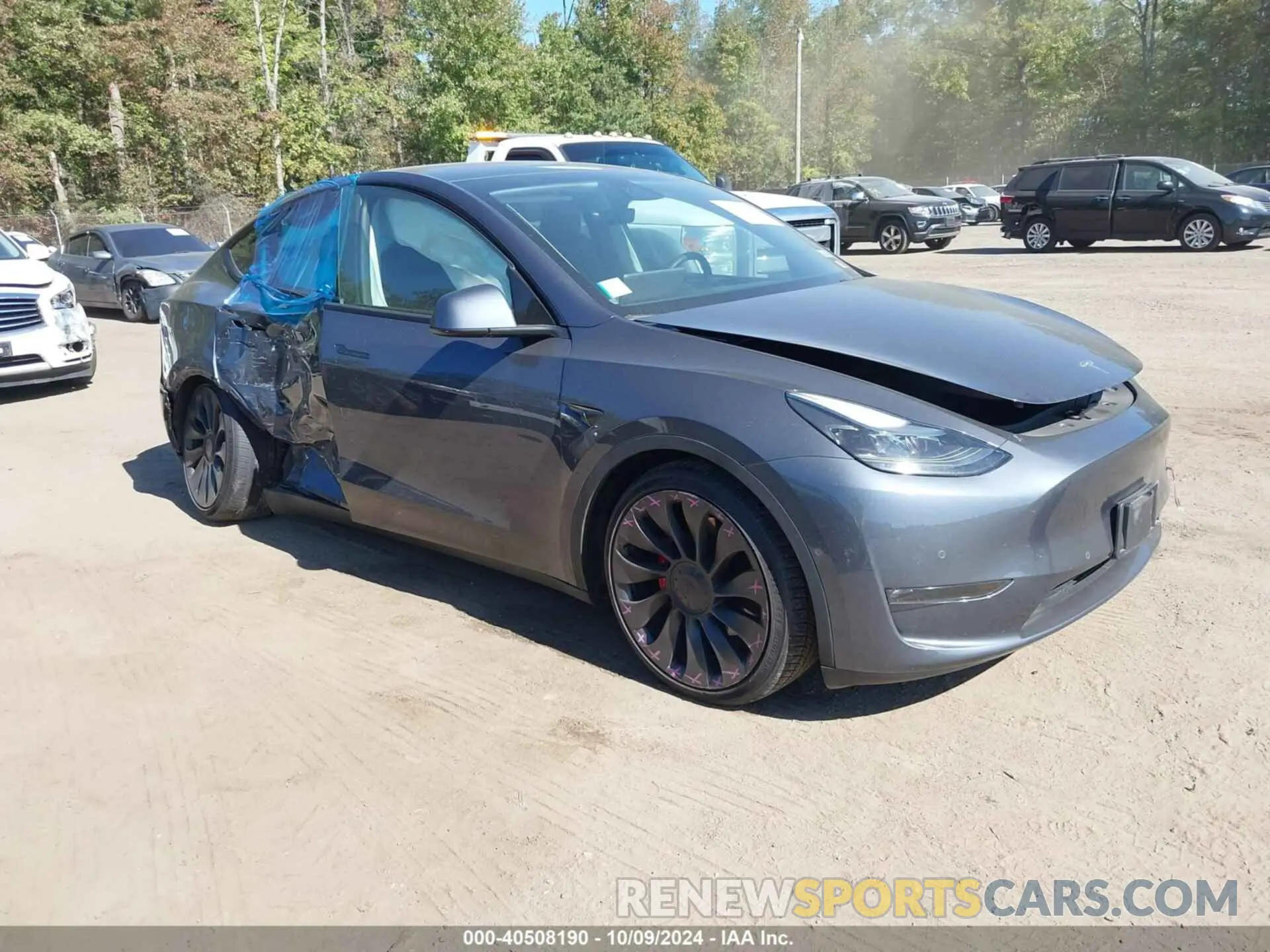 1 Photograph of a damaged car 7SAYGDEF1NF395482 TESLA MODEL Y 2022