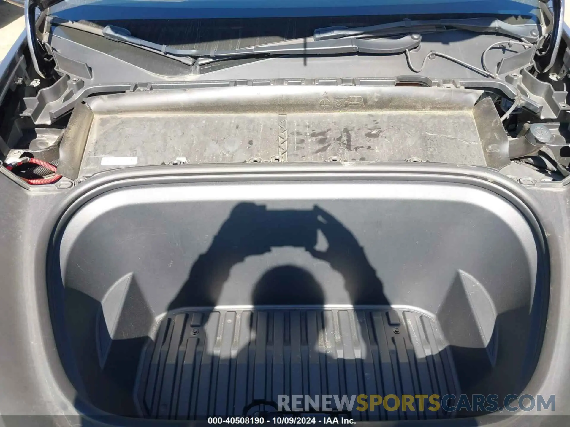 10 Photograph of a damaged car 7SAYGDEF1NF395482 TESLA MODEL Y 2022