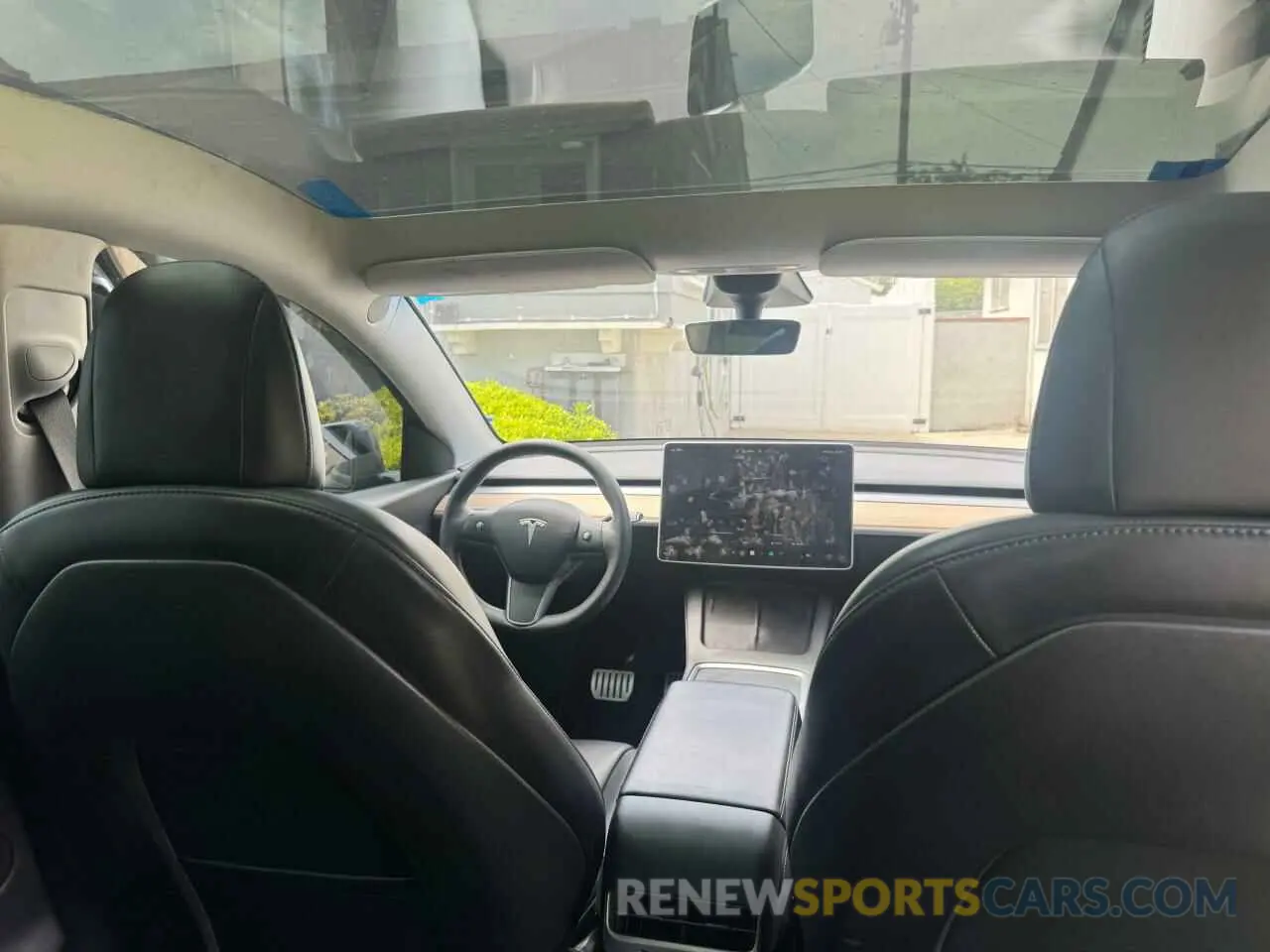 9 Photograph of a damaged car 7SAYGDEF1NF395756 TESLA MODEL Y 2022