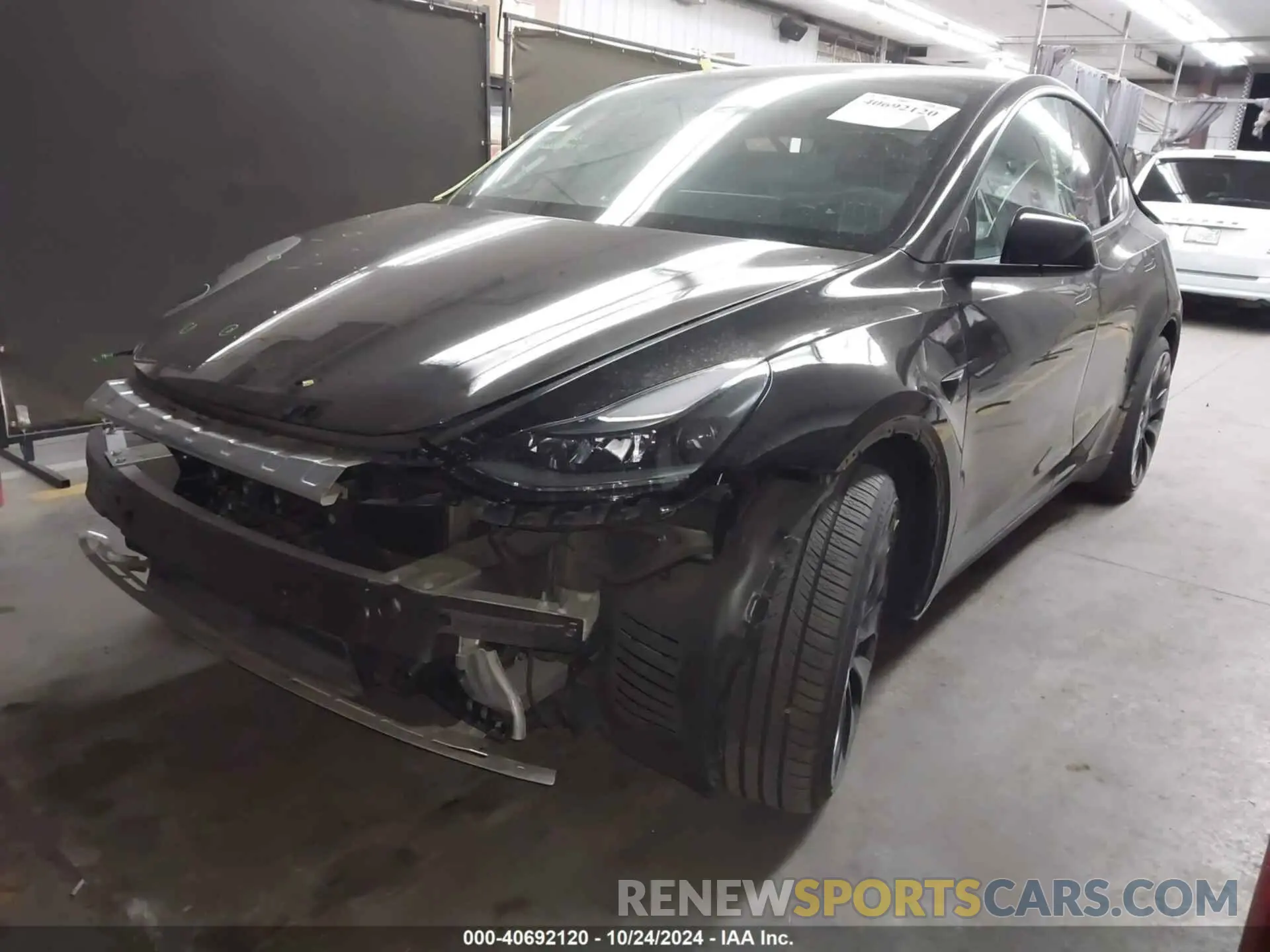 2 Photograph of a damaged car 7SAYGDEF1NF411342 TESLA MODEL Y 2022