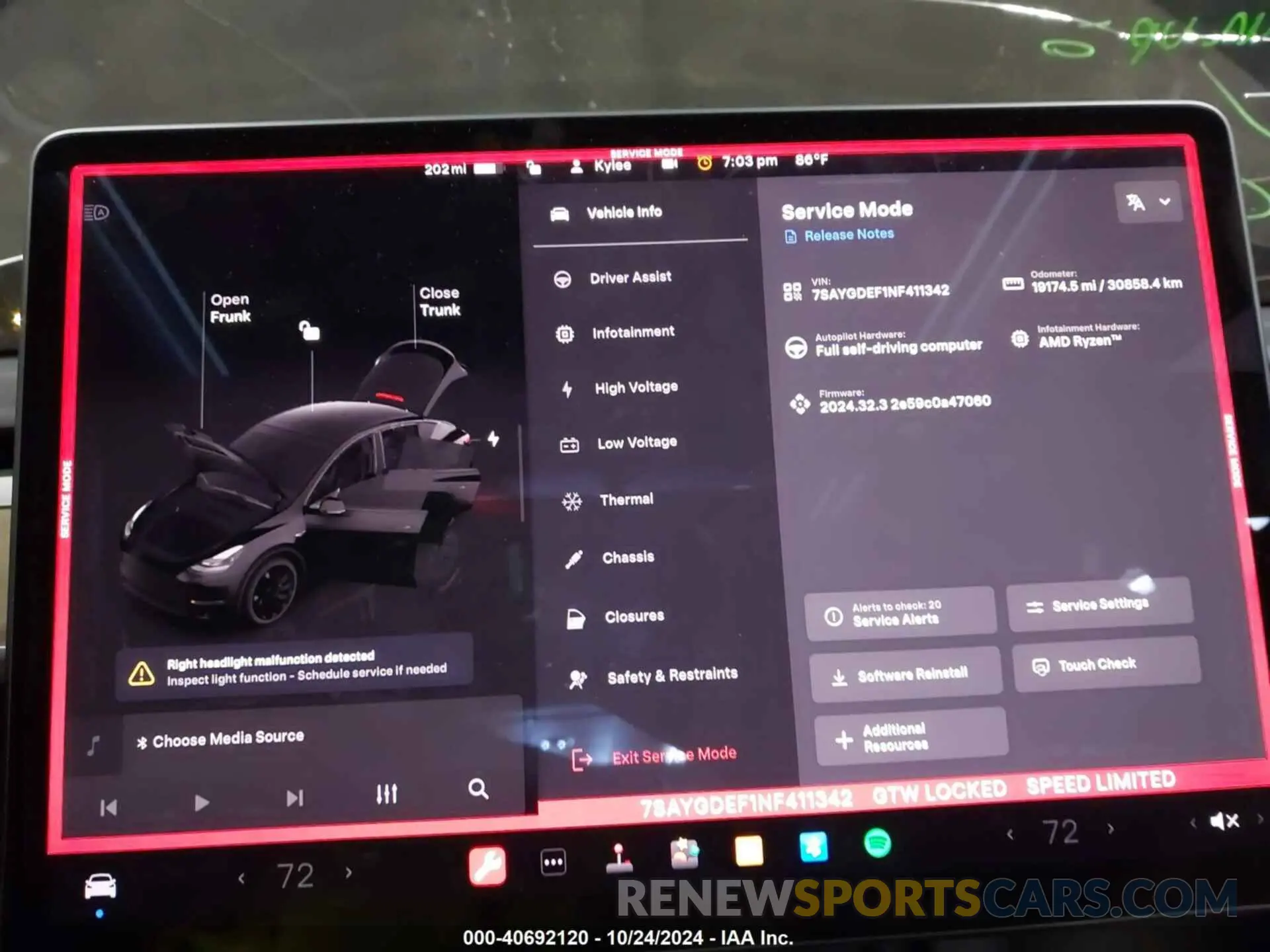 7 Photograph of a damaged car 7SAYGDEF1NF411342 TESLA MODEL Y 2022